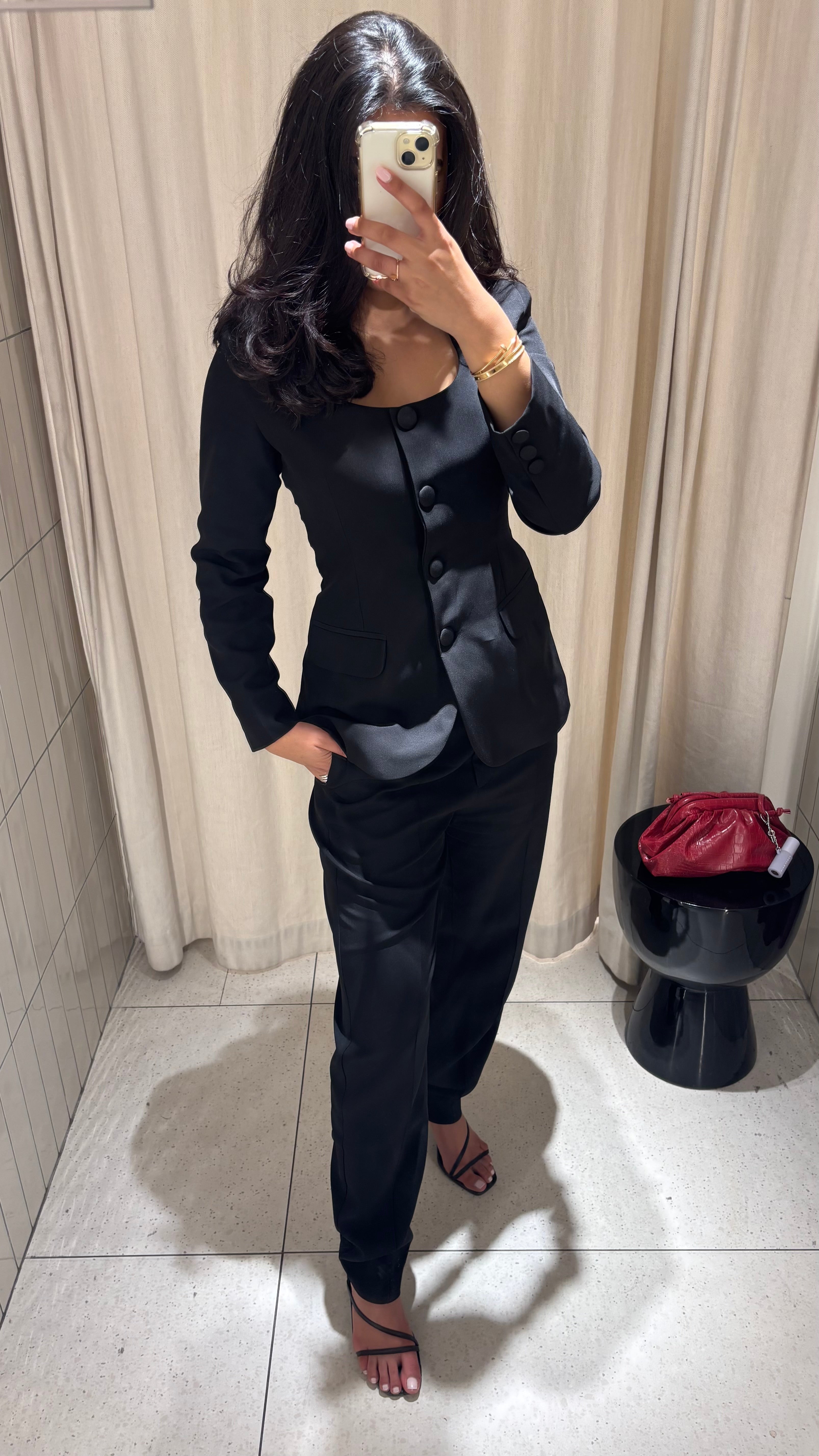 Black set